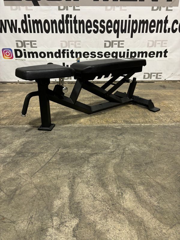 Commercial grade adjustable bench