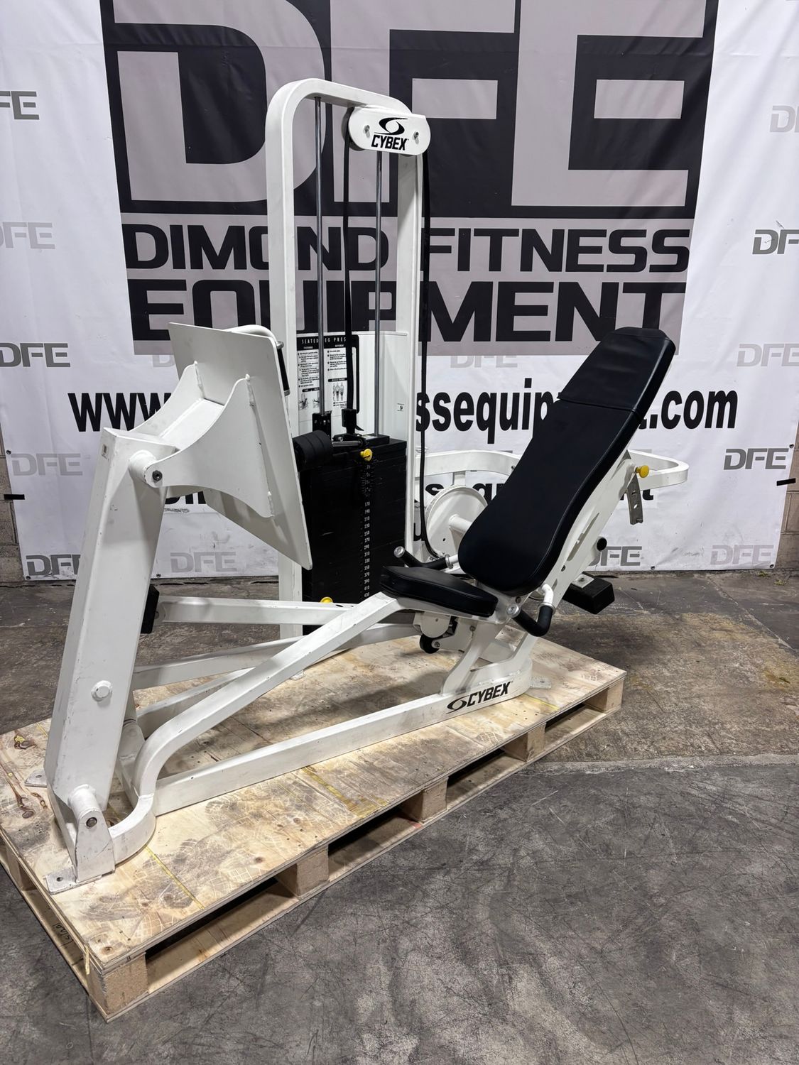 Cybex VR2 Seated Leg Press