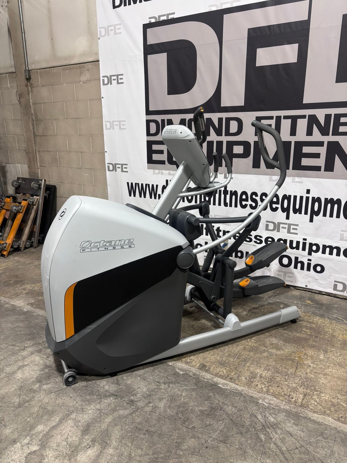 Octane XT One Elliptical