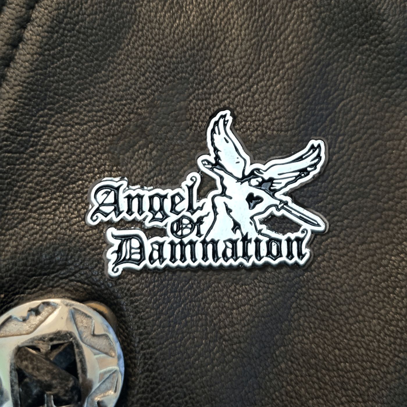 ANGEL OF DAMNATION - Metal Pin