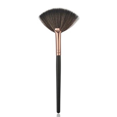 فرشاة مكياج (قطعة واحدة) - بتصميم عملي رائع من سيتي كلر