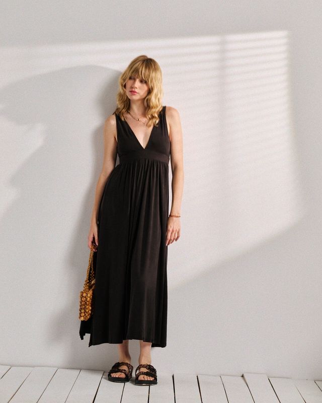 Robe encolure V
