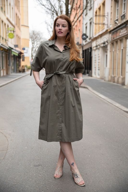 Robe chemise à manches courtes