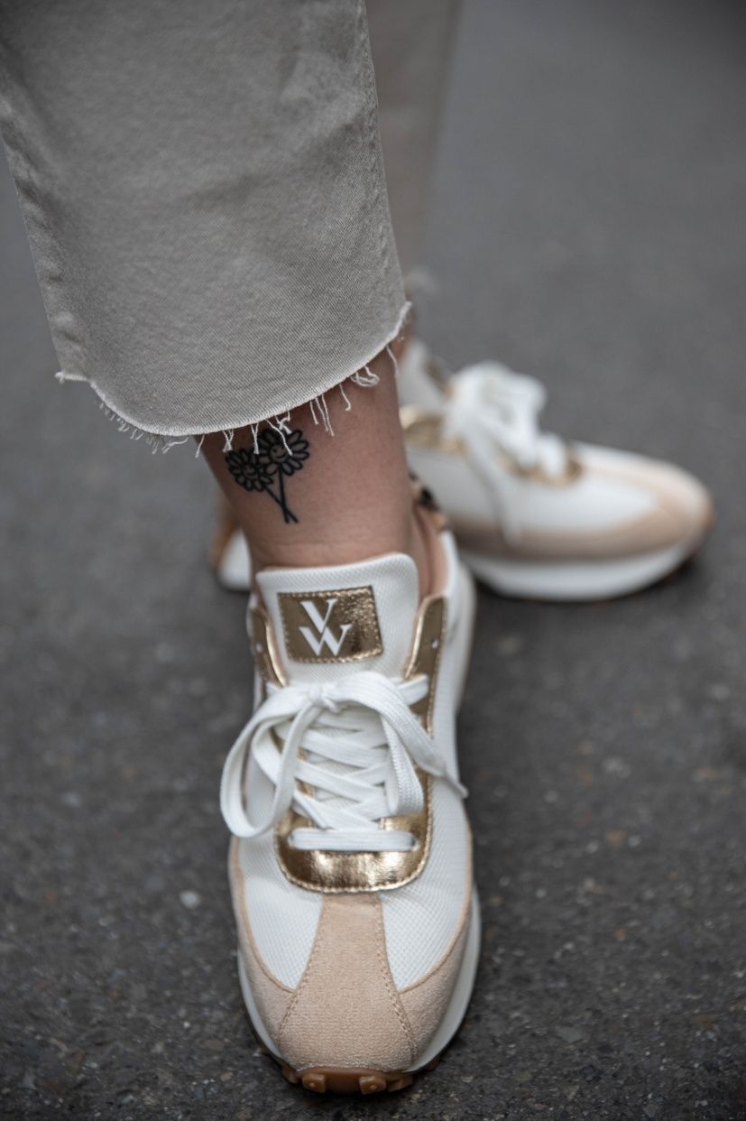 Baskets monogramme ivoire et beige à semelle running