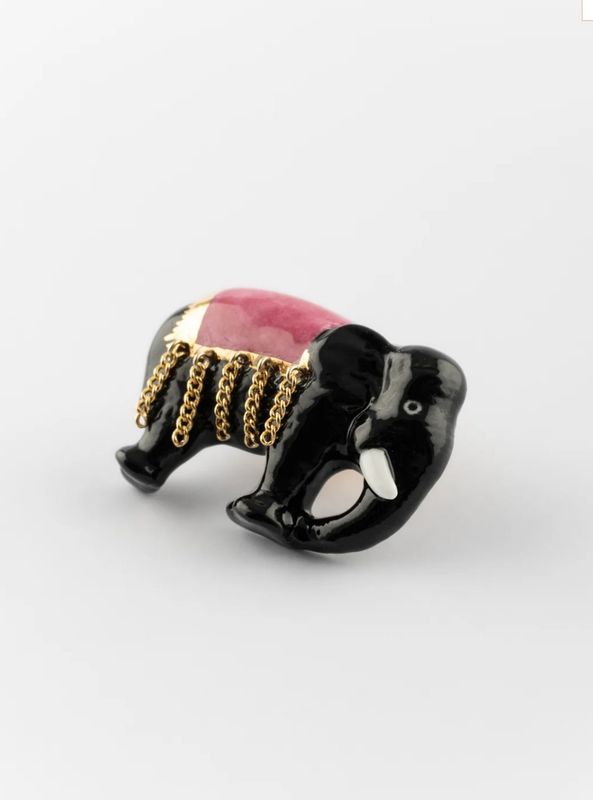 Pin’s éléphant