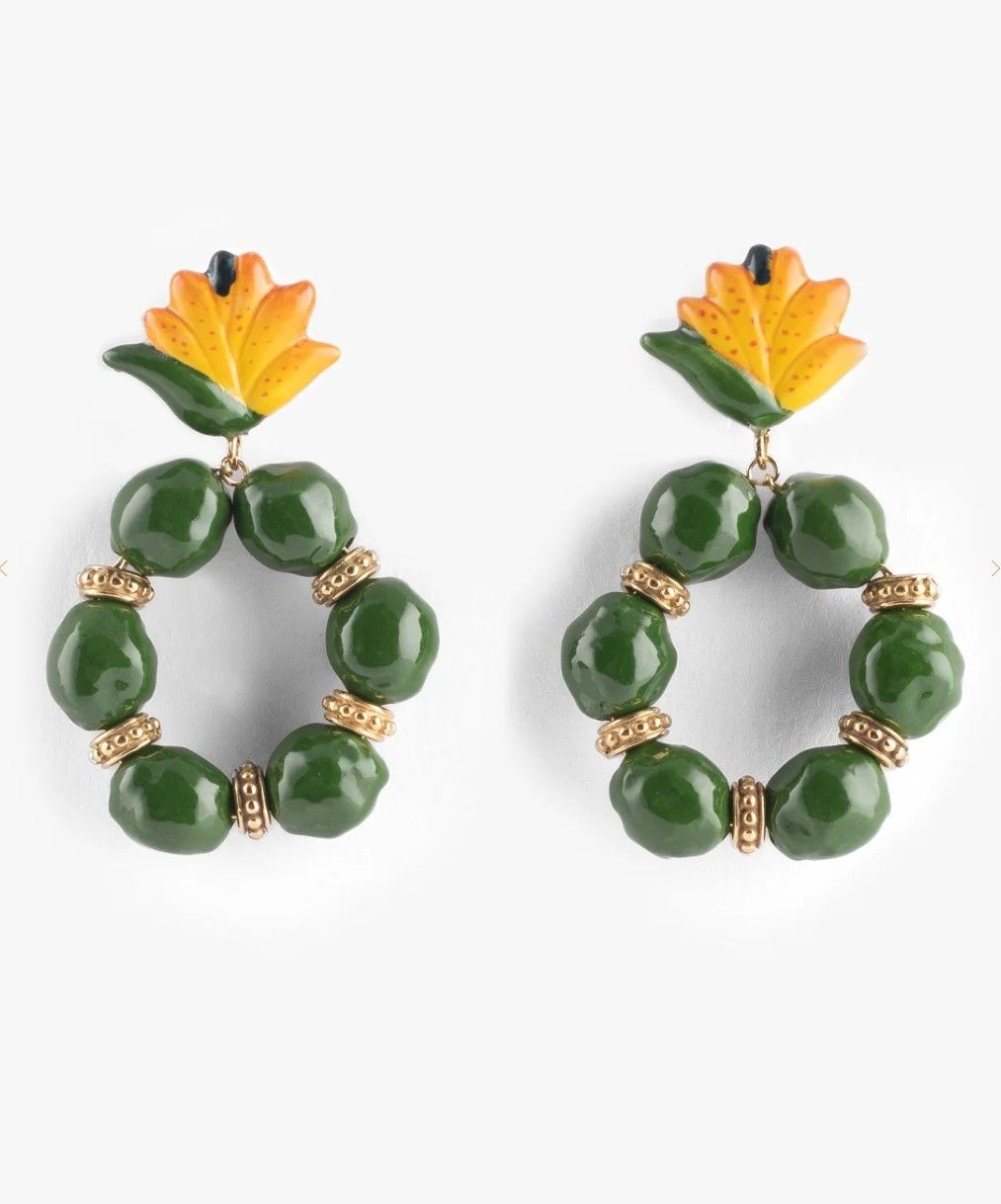 Boucles d’oreilles créoles perles vertes et dorées