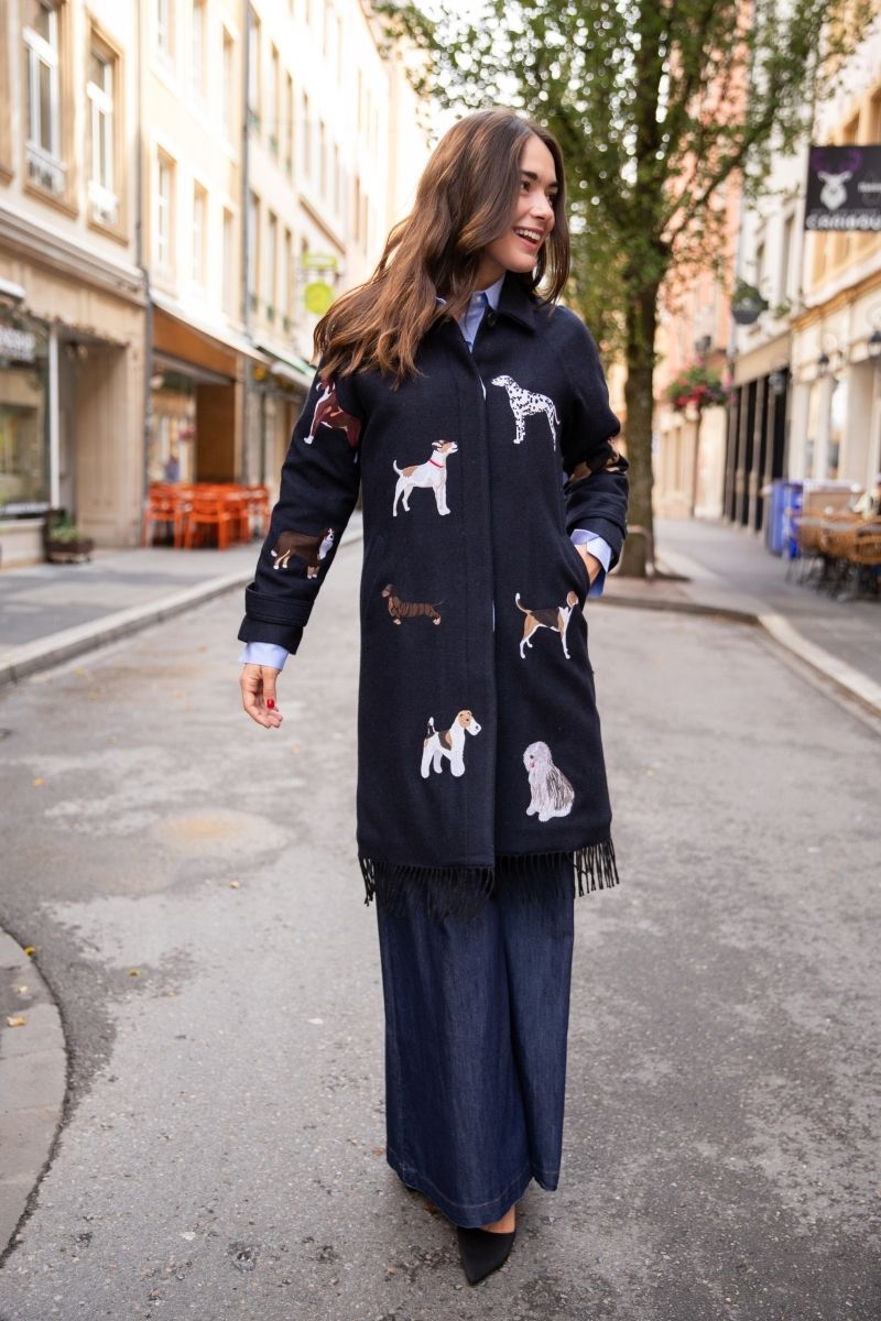 Manteau broderie chiens