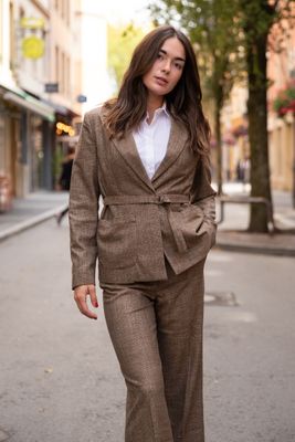 Veste ceinturée marron prince de galles