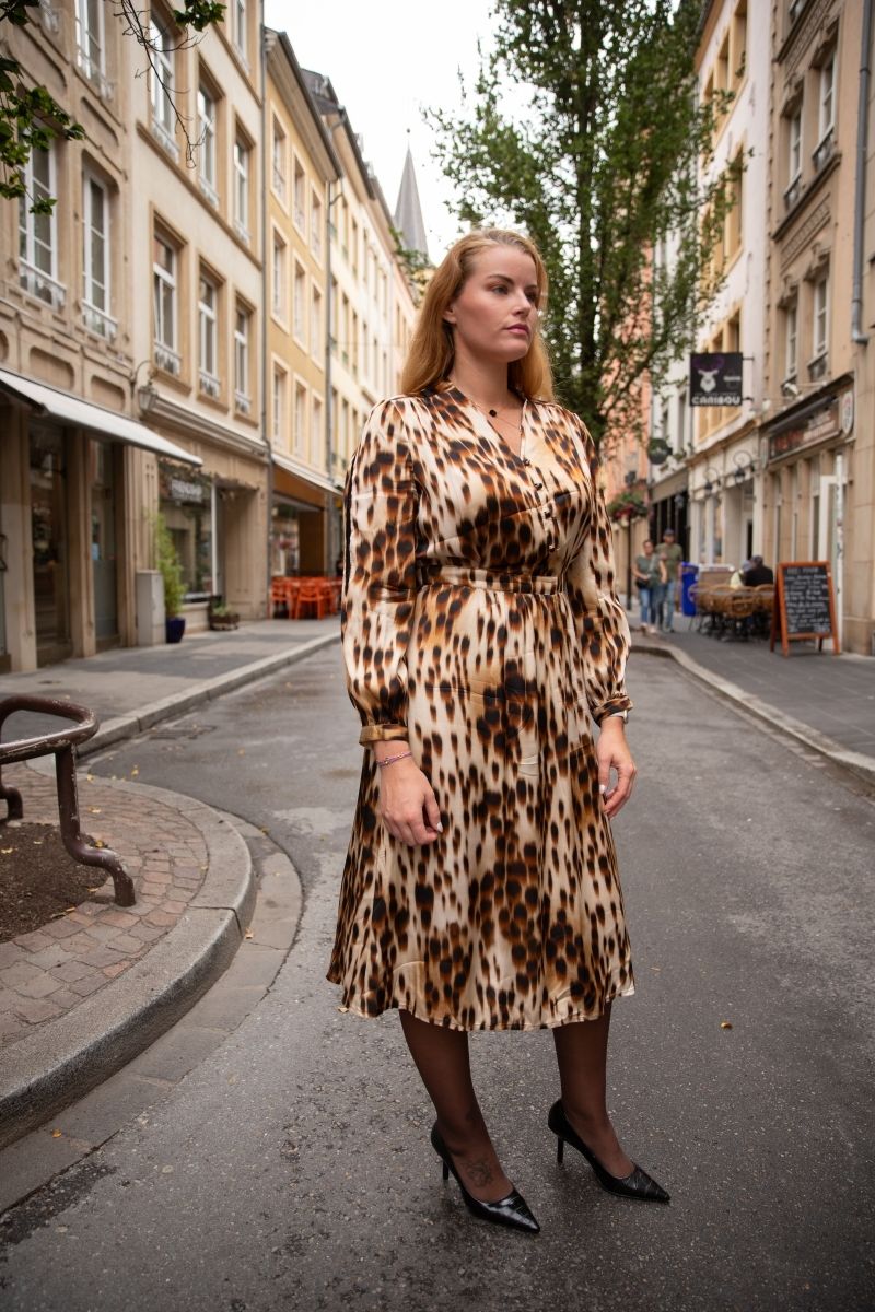 Robe midi fluide imprimé léopard