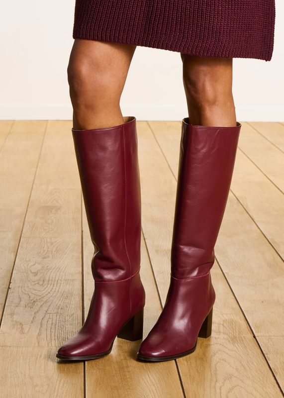 Bottes cavalières en cuir lisse bordeaux