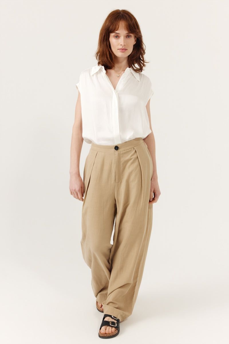 Chemise sans manches