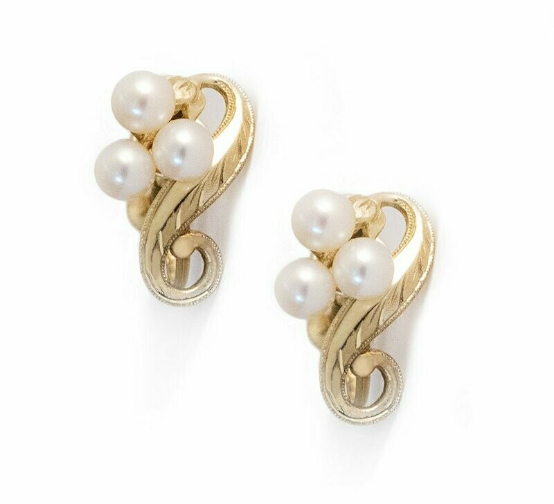 Vintage Mikimoto Pearl & Yellow Gold Earrings Vintage Mikimoto Pearl & Yellow Gold Earrings