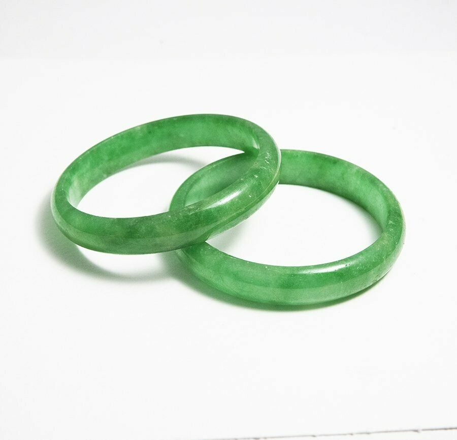 Pair of Jadeite Bangles.