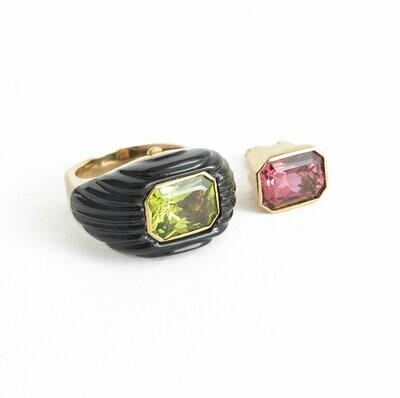 Custom Made 18 kt. Yellow Gold, Tourmaline, Peridot and Onyx interchangeable Solitaire Ring.