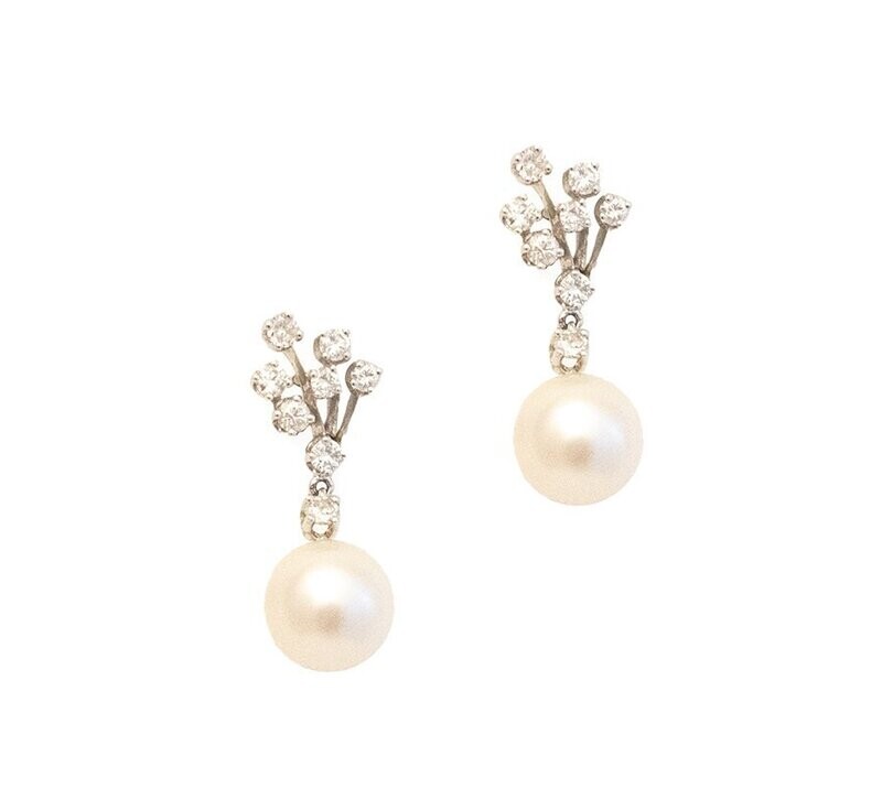 Pearl Diamond and White Gold Earrings.