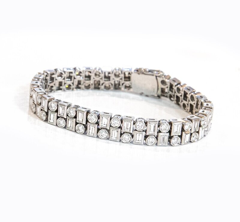 Custom Made 18kt. White Gold Diamond Bracelet 10. 78 cts.