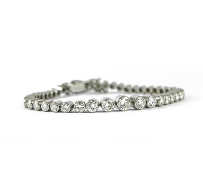 Stunning 6.41ct tw Art Deco Platinum and Diamond Bracelet