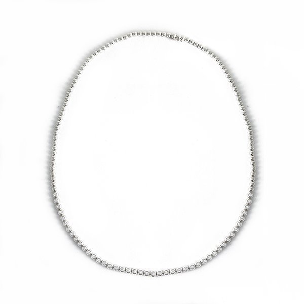 White Gold and Diamond Necklace. 1.14 cts. FG.