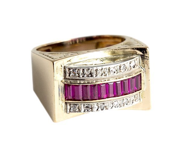 Vintage 18Kt. Yellow Gold & Silver Ruby & Diamond Ring Vintage 18Kt. Yellow Gold & Silver Ruby & Diamond Ring
