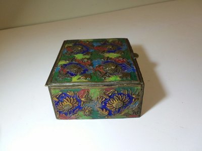 Chinese enameled box