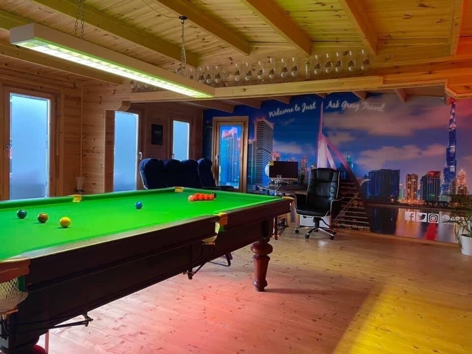 Snooker Room Apex Log Cabin 8.0x5.0m Timber Building