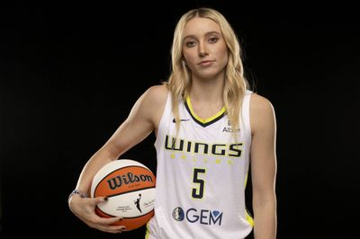 Paige Bueckers  Collection - BL team sheet