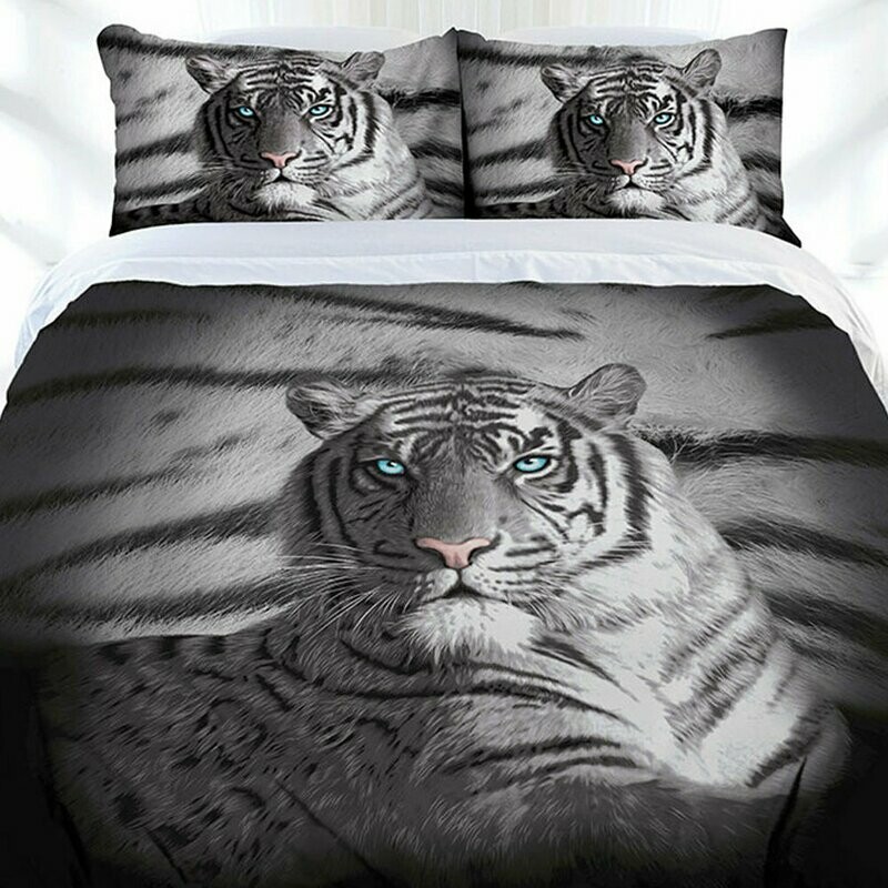 Blue Eyes White Tiger Quilt Cover Set: King Blue Eyes White Tiger Quilt Cover Set: King