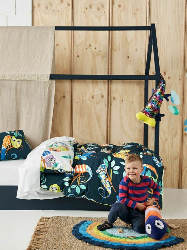 Karma Chameleon Quilt Cover Set: Double