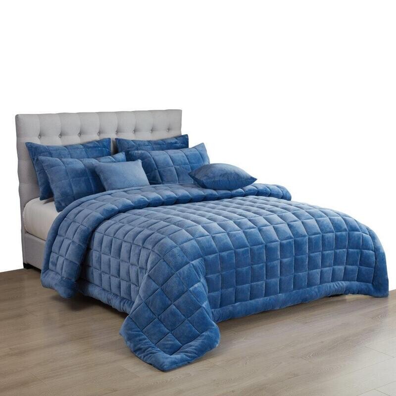 Augusta Mink Quilt Set Blue: Queen