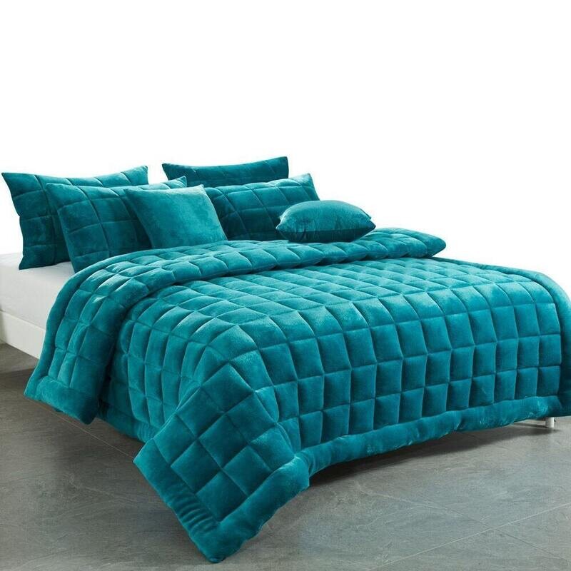 Augusta Emerald Faux Mink Comforter: Double