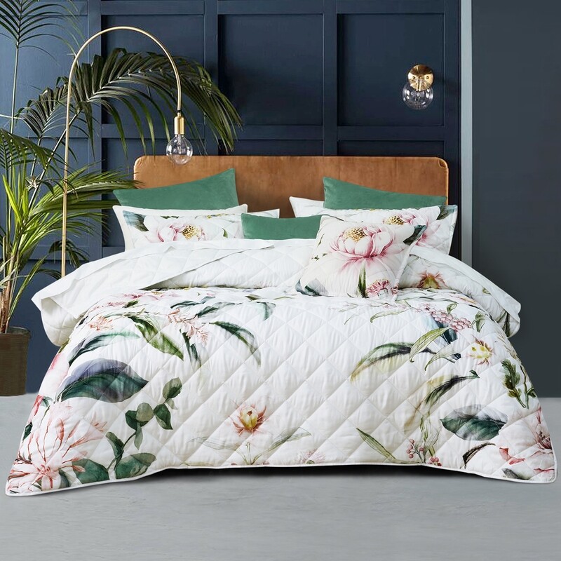 Indi White Coverlet Set - Queen/King