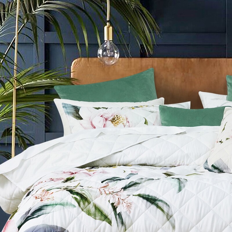 Indi White Coverlet Set - Super King