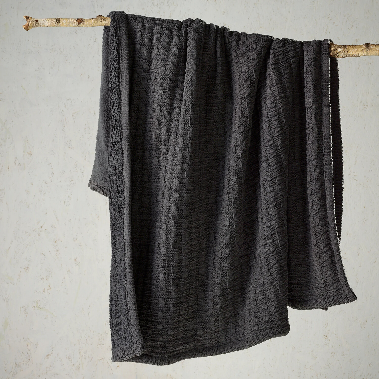 Bianca Amalfi Throw Rug: Charcoal