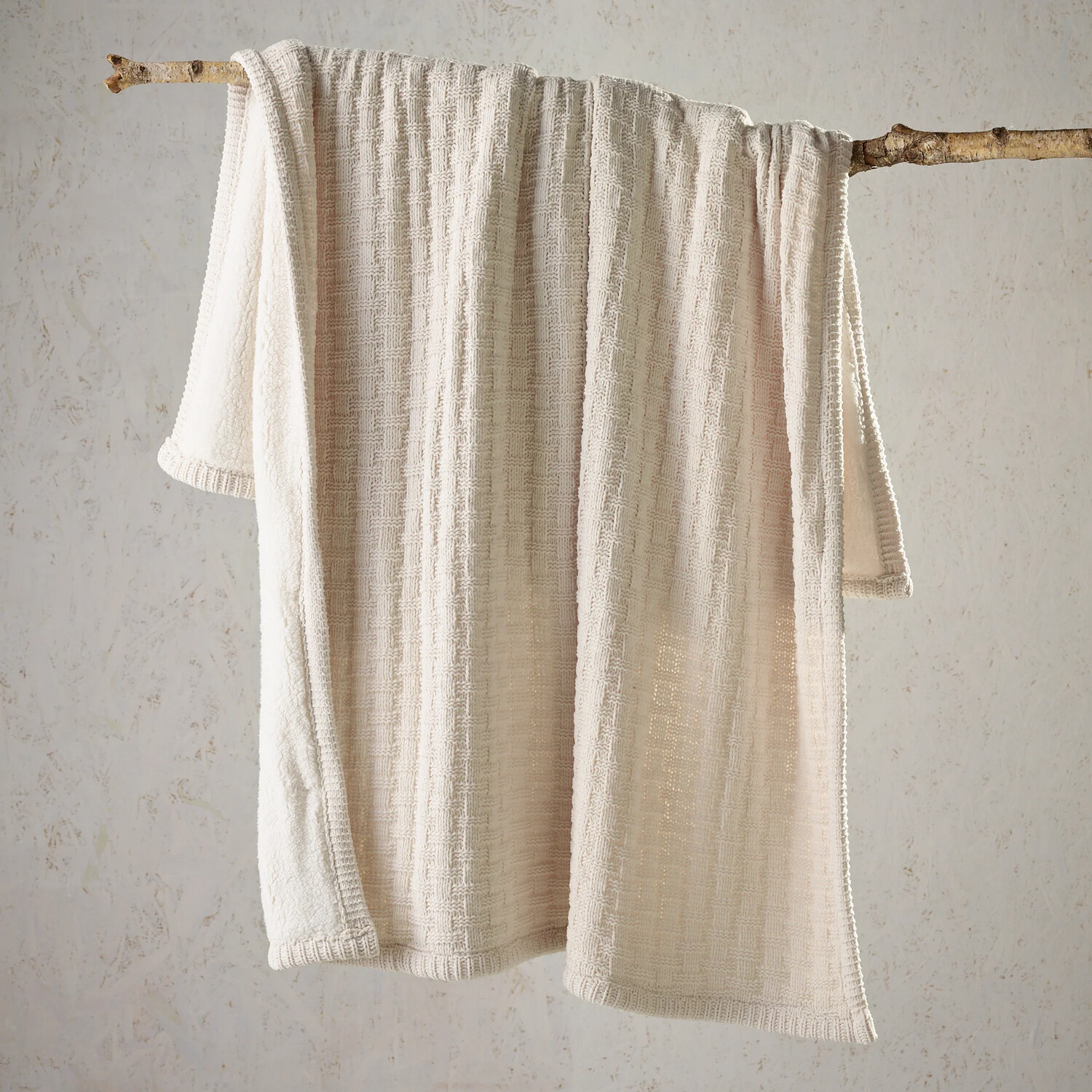 Bianca Amalfi Throw Rug: Cream