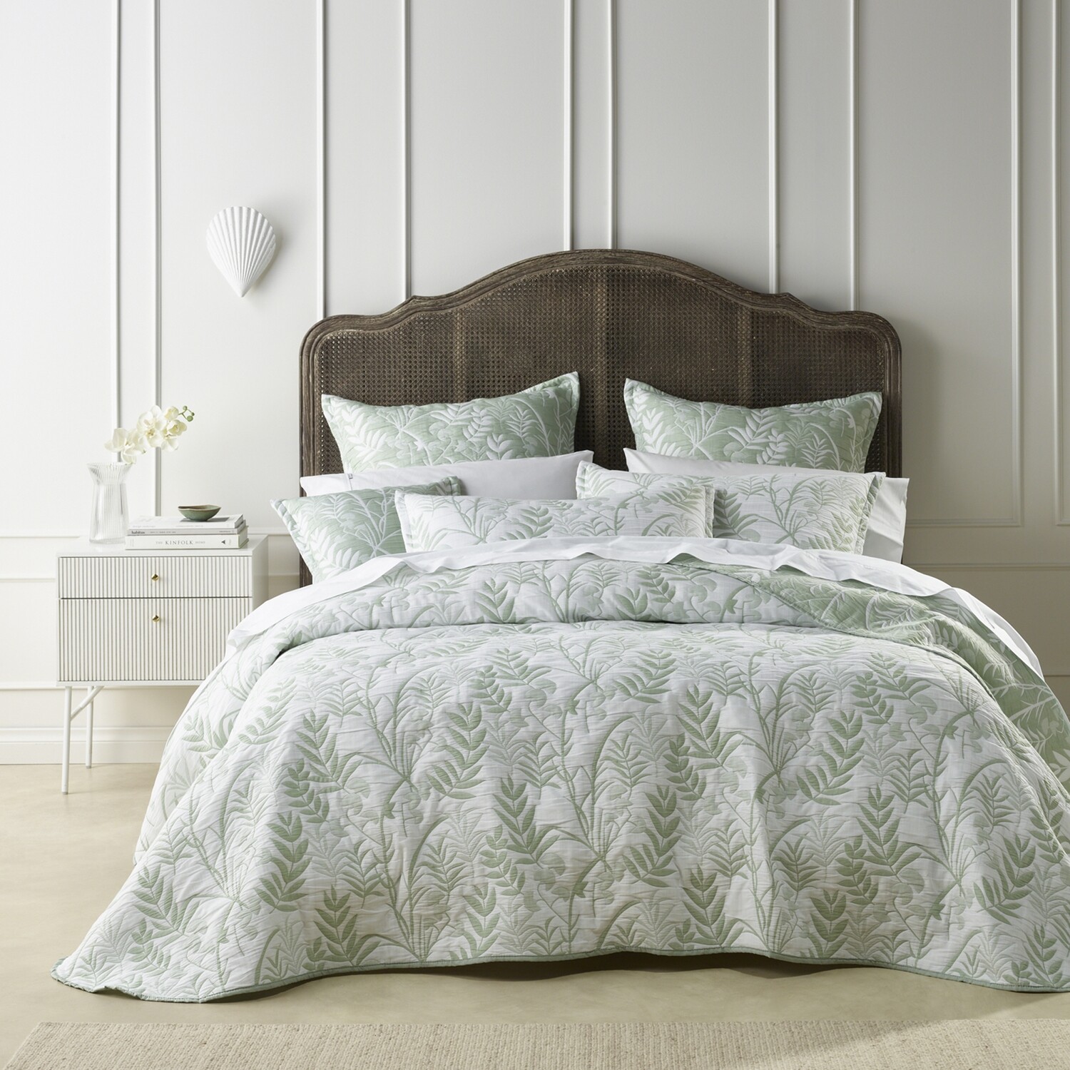 Bianca Eden Bedspread Set Sage: Queen