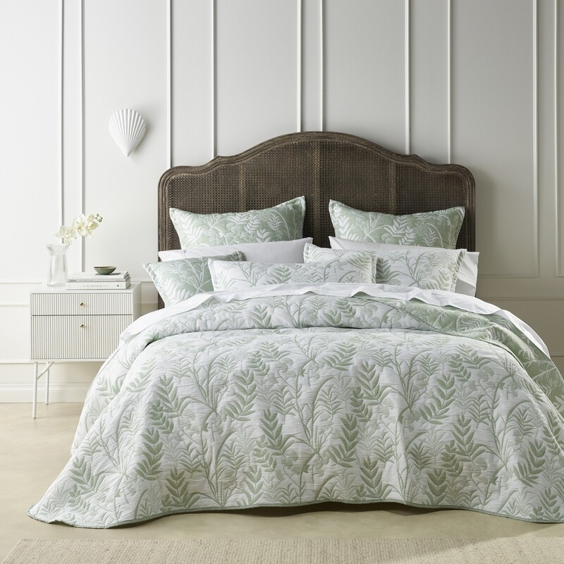 Bianca Eden Bedspread Set Sage: Queen