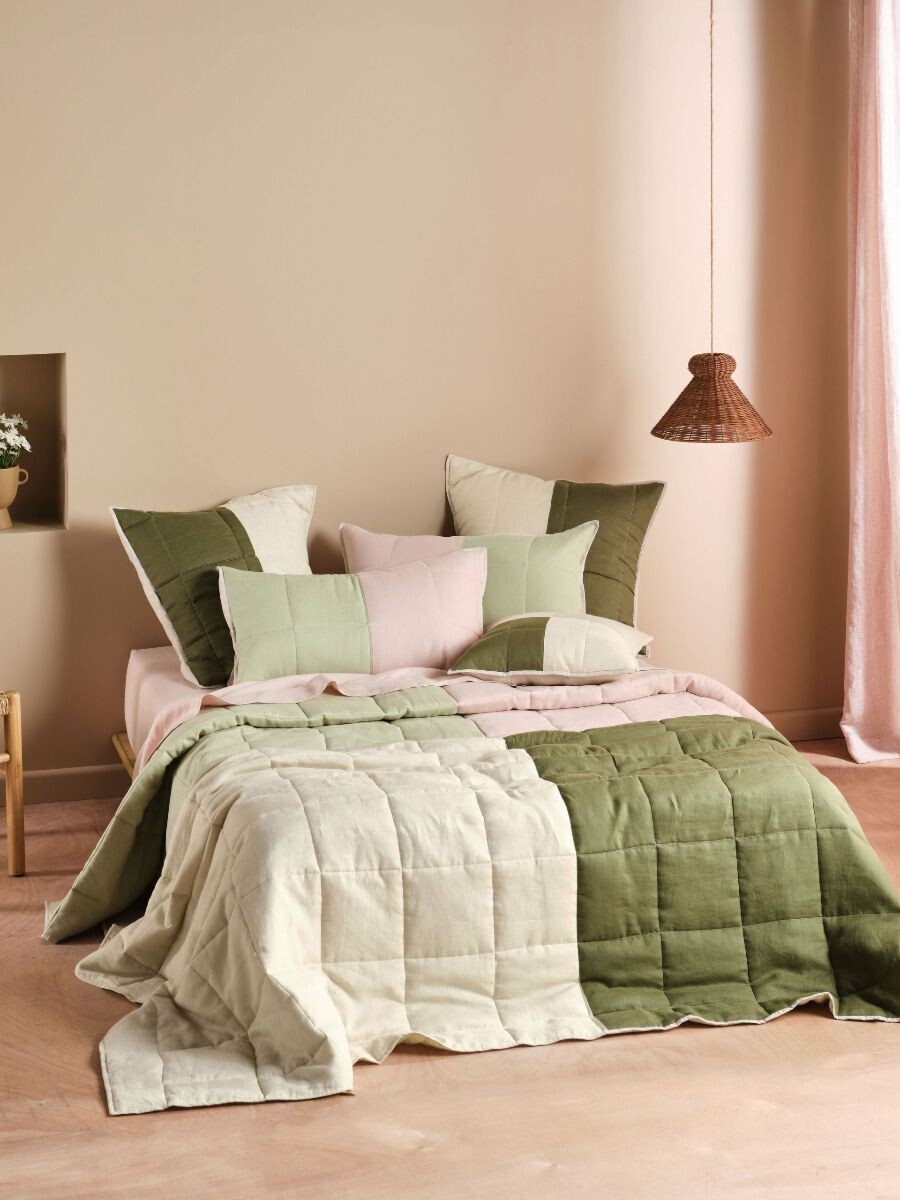 Nimes Patchwork Rose Linen Coverlet Set