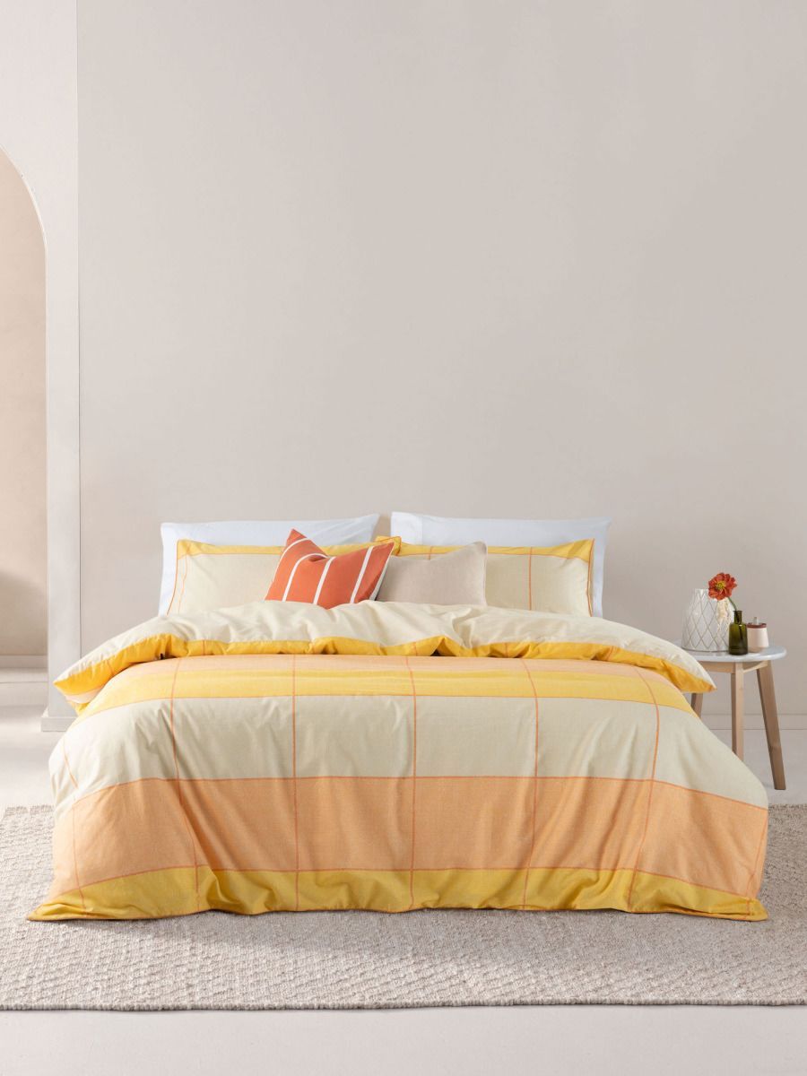 Esprit Phoebe Melon Quilt Cover Set: Queen