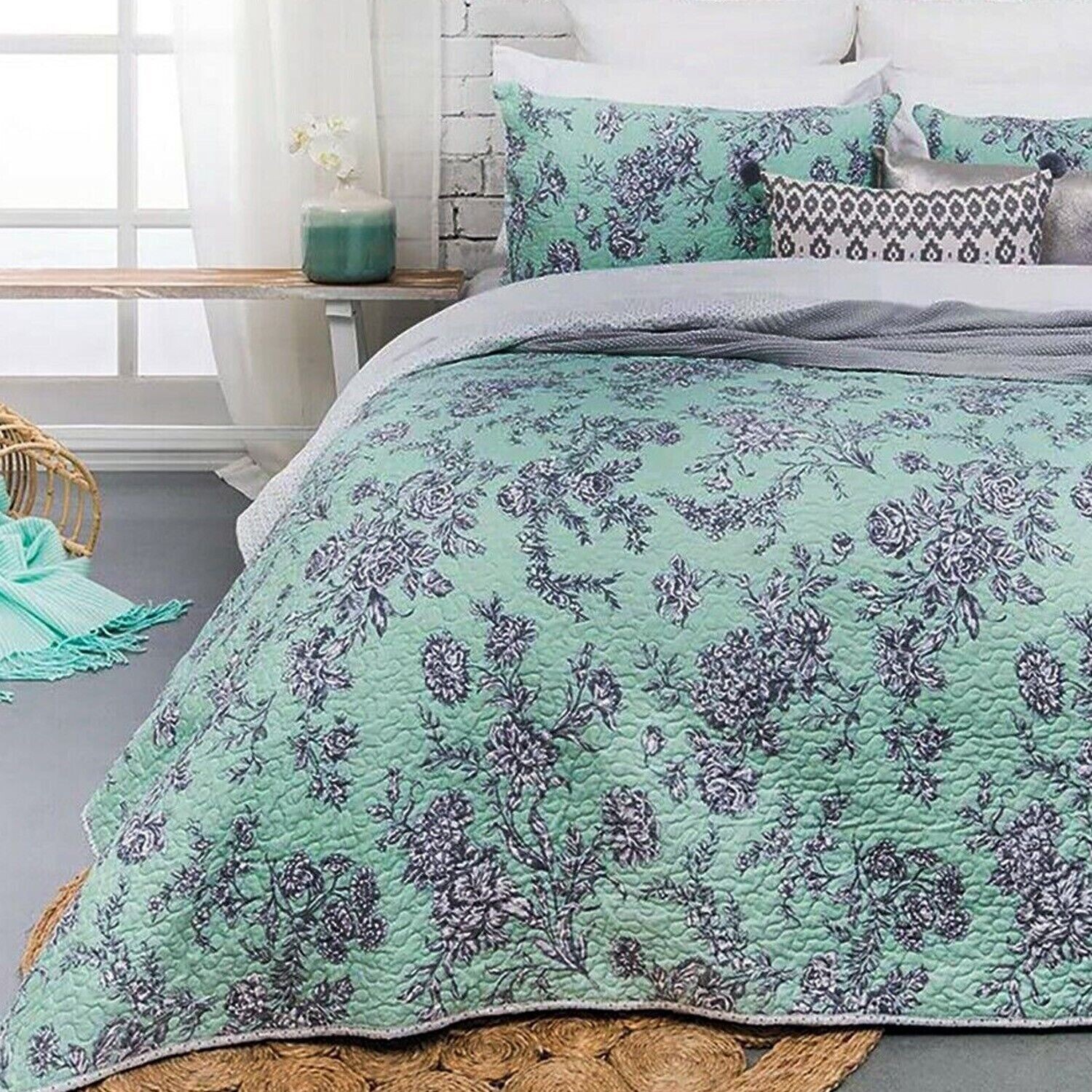 Bambury May Frost Coverlet Set fits Queen/King