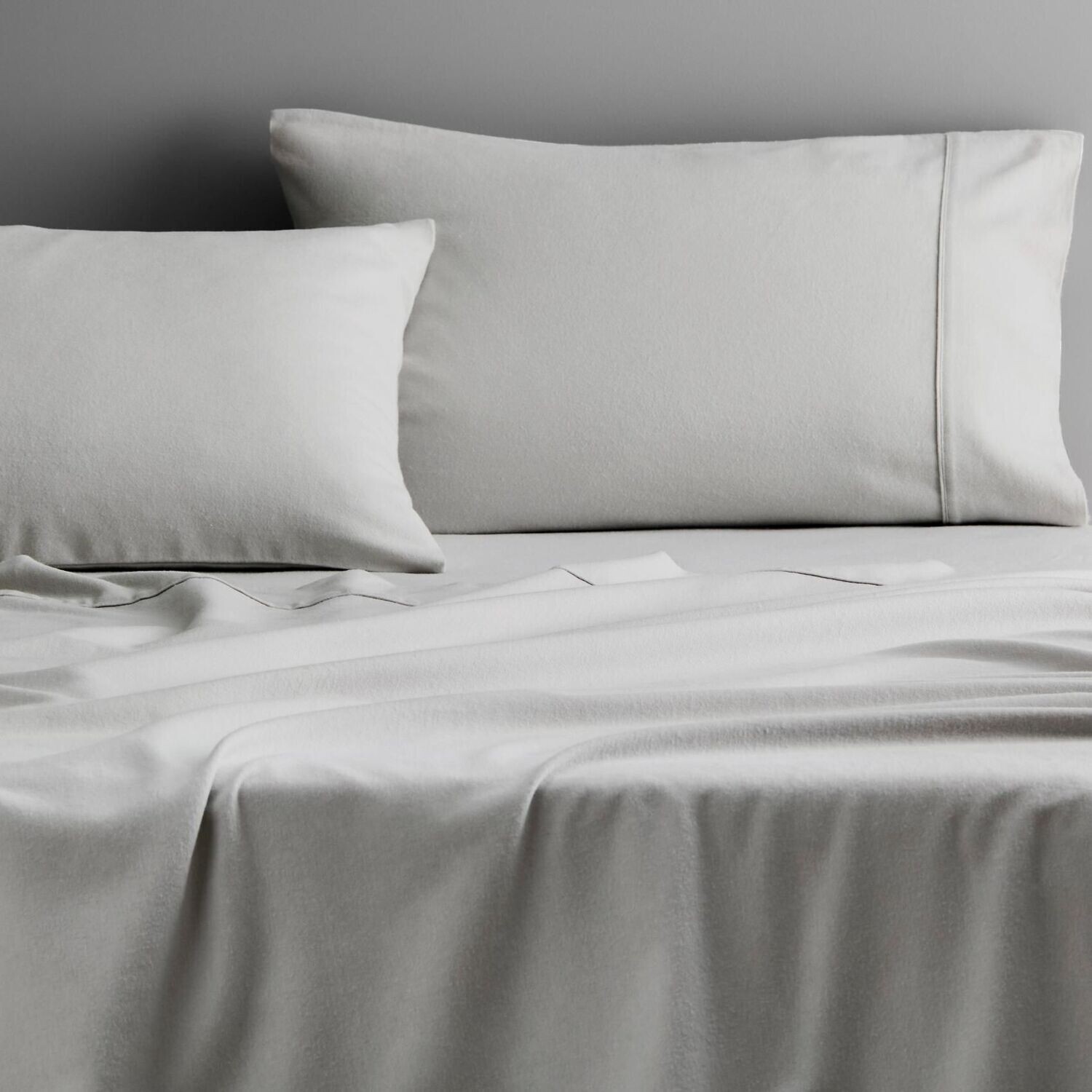 Sheridan Cloud Grey Flannelette Sheet Set: Queen Sheridan Cloud Grey Flannelette Sheet Set: Queen