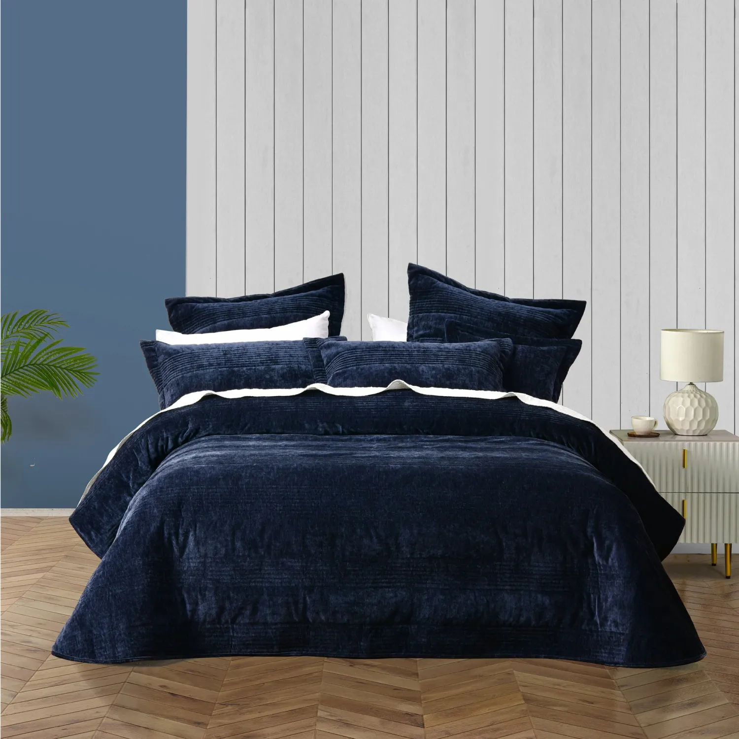 Bianca Cyrano Indigo Velvet Coverlet Set: Single/Double