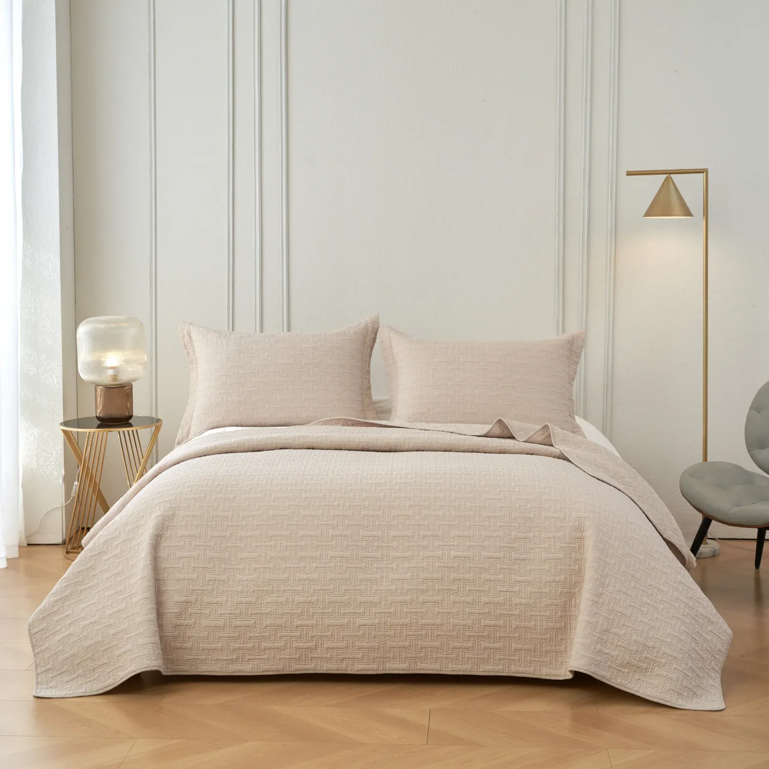 Classic Quilts Sun Kiss Dust Embroidered Bedspread Set: King Single