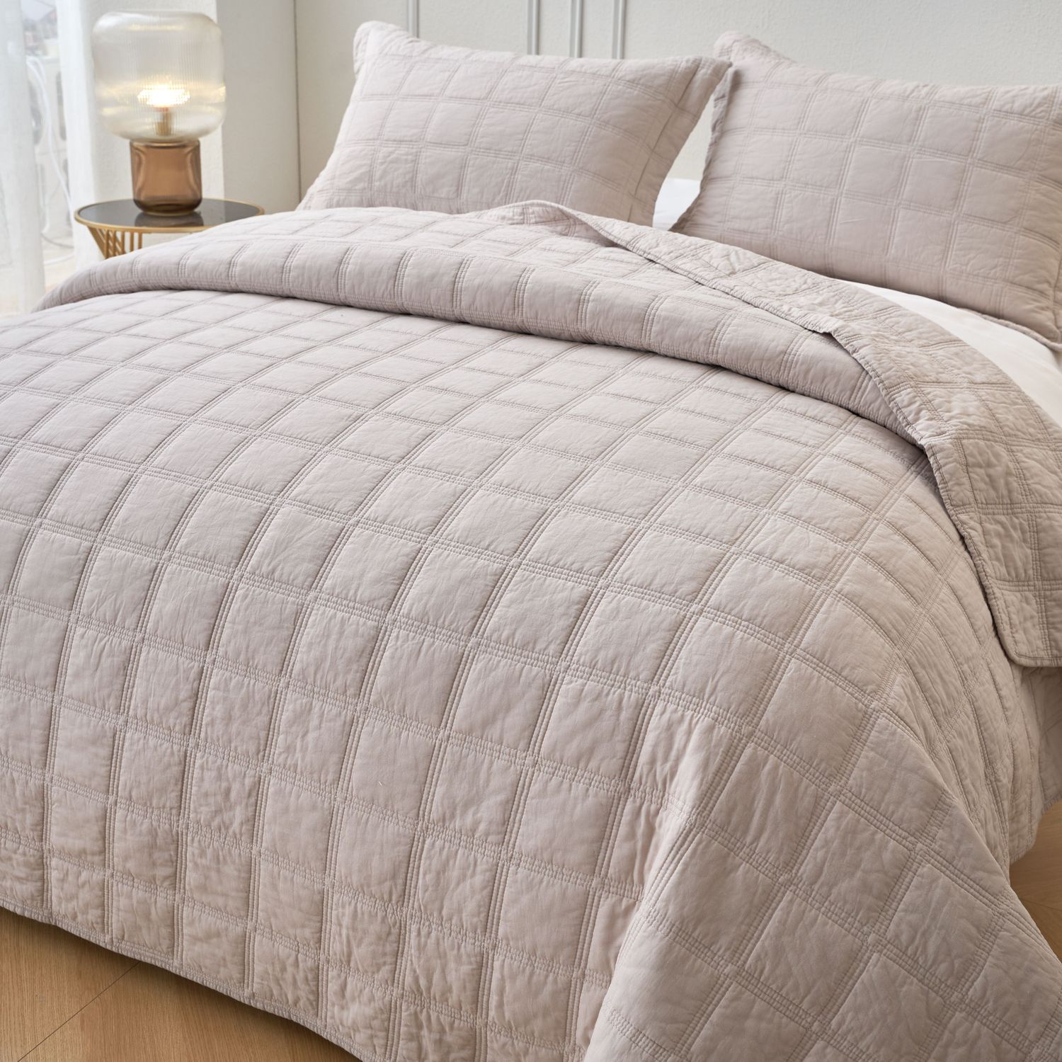 Classic Quilts Embroidered Sandy Taupe Coverlet Set: Queen