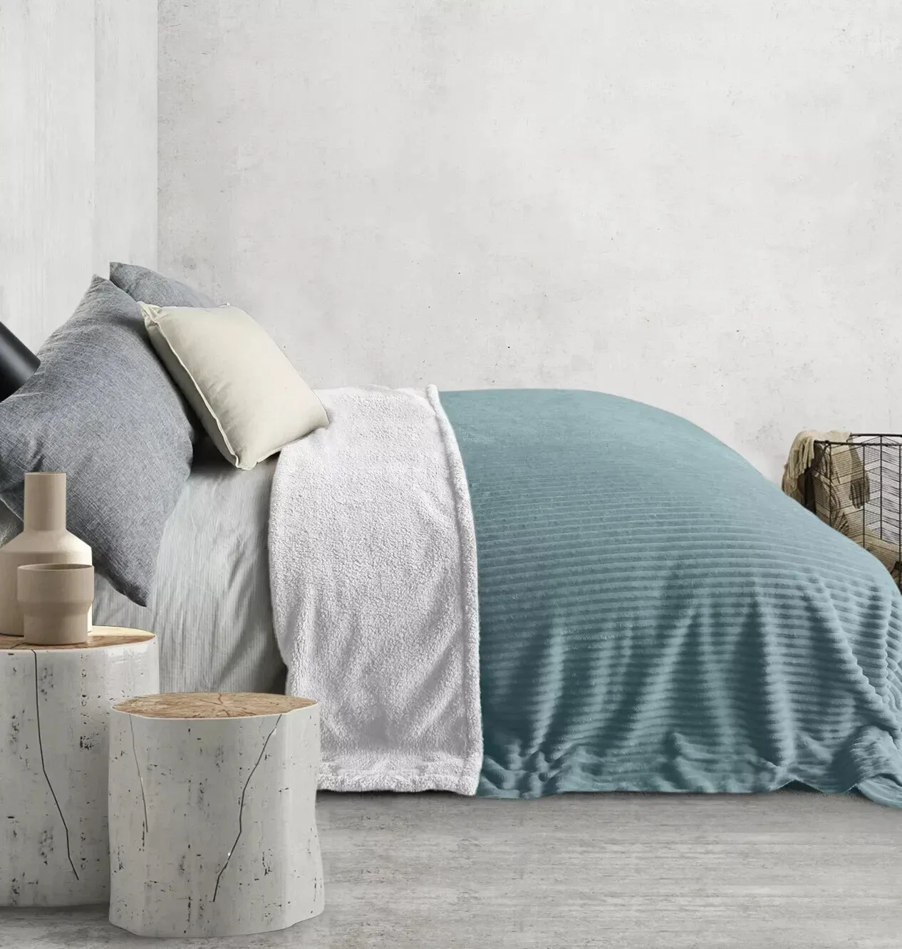 Bas Phillips QUEEN New York Ribbed Blanket Marine Blue