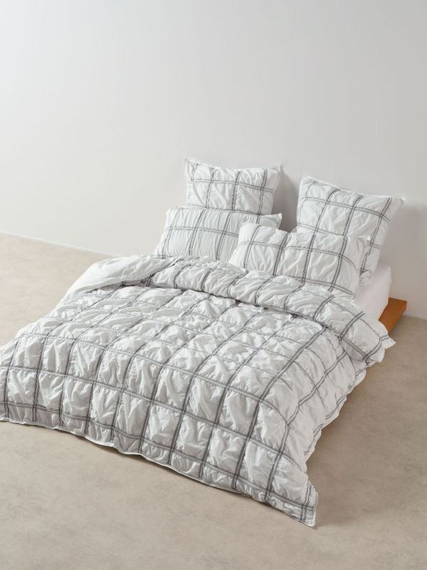 Linen House Mireya Snow Quilt Cover Set: King Linen House Mireya Snow Quilt Cover Set: King