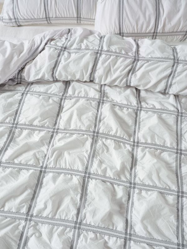 Linen House Mireya Snow Quilt Cover Set: Queen