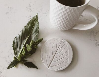 Clay Coaster | Peppered Amaranth Leaf w/ Cork Bottom - White