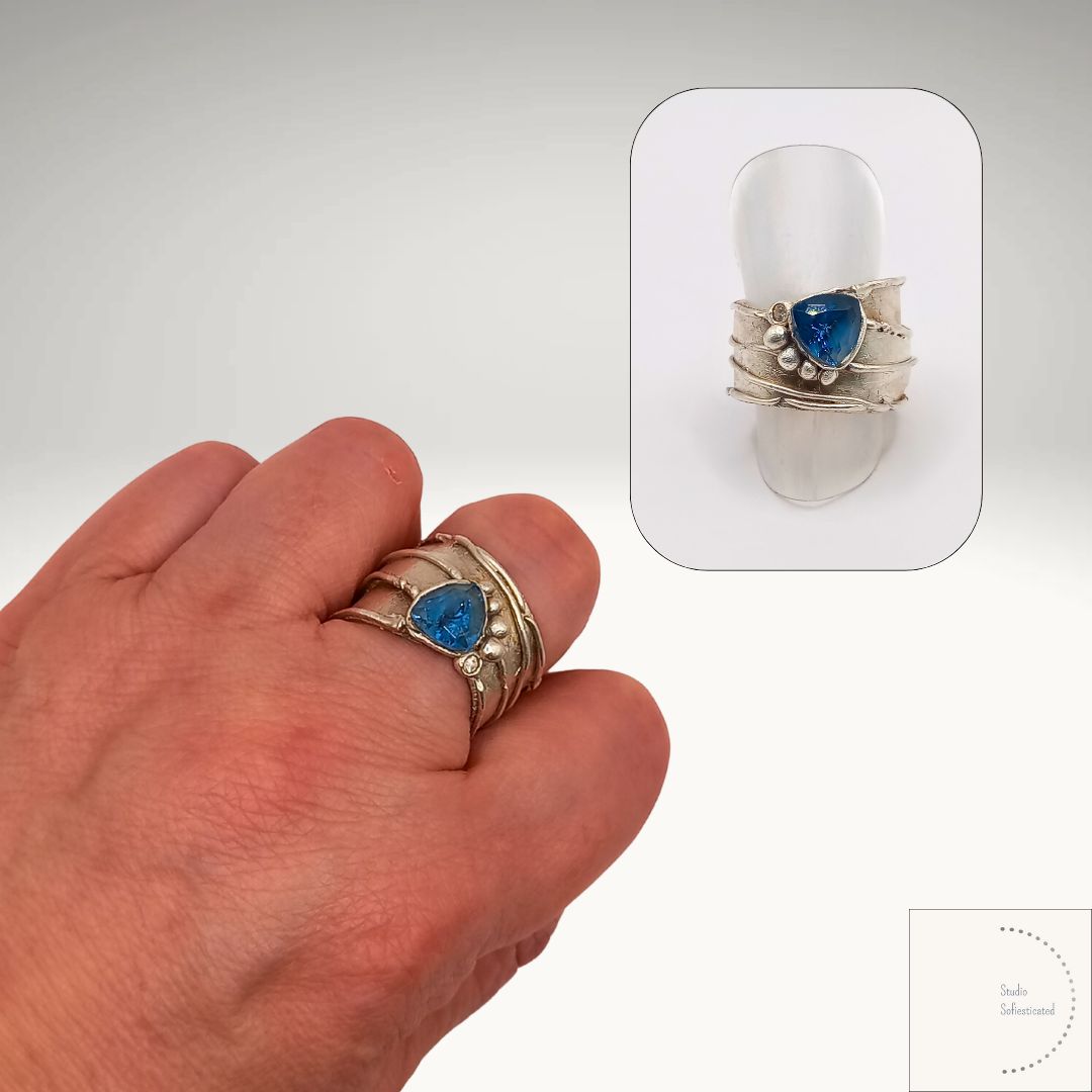 #3 zilverklei ring met grote steen maat 16 (56)