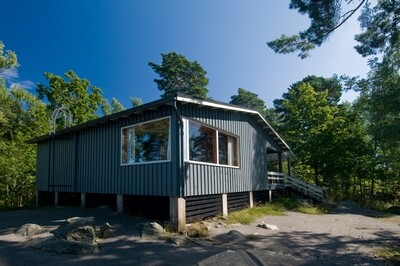 WMOC 2024 - Ristniemi, 4.-10.8.2024. Majoitus, alk. 150 €/hlö/6 yötä (25 €/hlö/yö). | Accommodation, from 150 €/person/6 nights ( 25€/person/night) WMOC 2024 - Ristniemi, 4.-10.8.2024. Majoitus, alk. 150 €/hlö/6 yötä (25 €/hlö/yö). | Accommodation, from 150 €/person/6 nights ( 25€/person/night)