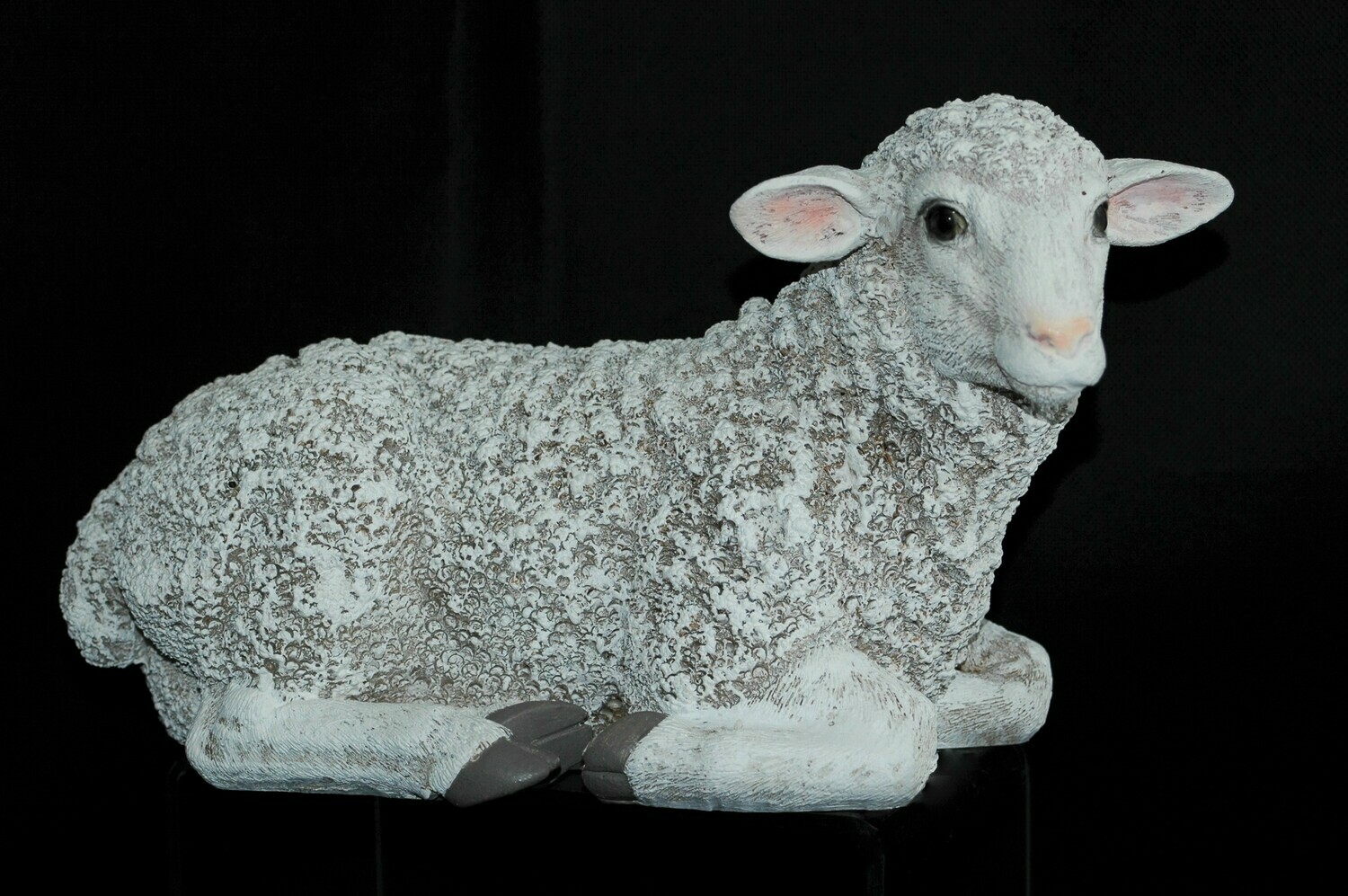 Schaf liegend 28cm,Polyresin, weiss